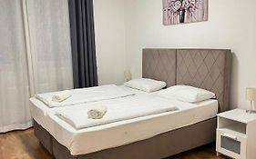 Corvin Rose Apartment Hotel